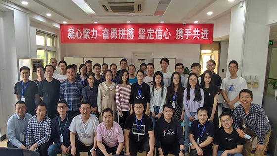 �ʴ������½�����Ŀ�飺�ܴ��ƴ�������ȷ��Ŷӣ��£�