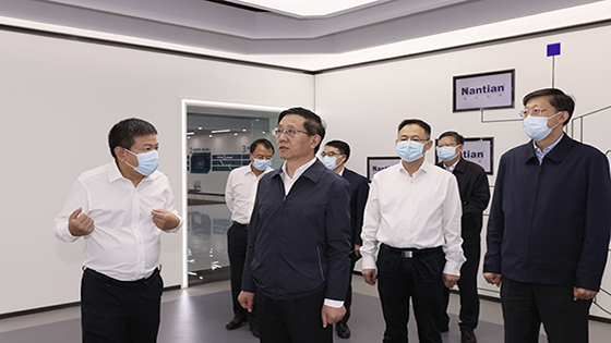 ��ת�ء����貨�������������־���ʱǿ������ǿ�����������־��� ���������������¶���